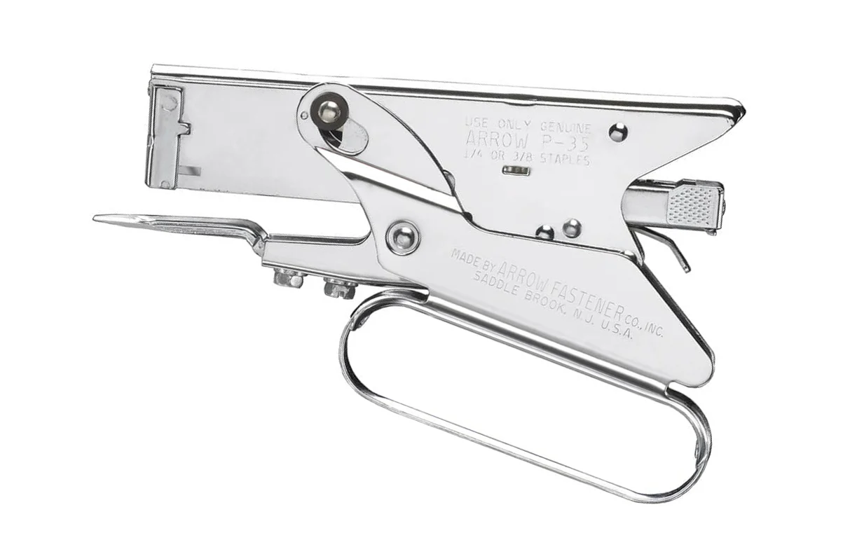 Arrow P35 HD Plier-Type Stapler with Spearpoint