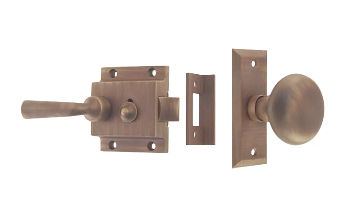 Brass Screen Door Rim Latch with Knob & Lever - Image 3