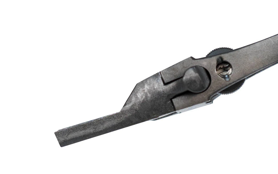 Japanese 8-3/4" Thin Nose Adjustable Wrench - Image 3
