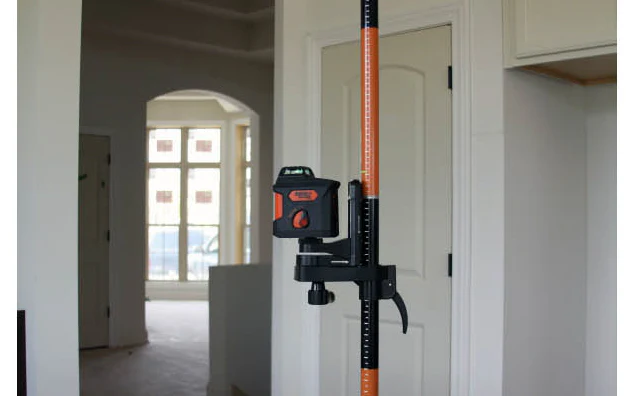 Johnson Level Self-Leveling 360° Laser with Plumb Line ~ 40-6676 - Image 5
