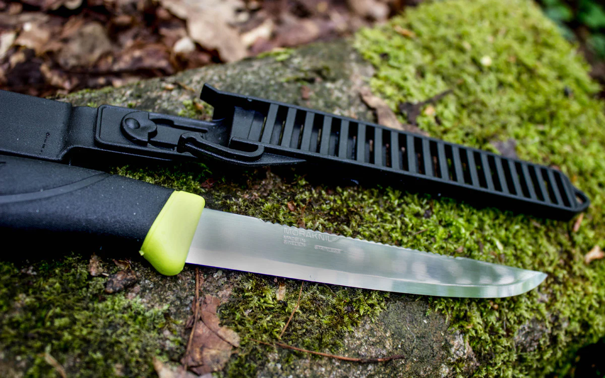 Mora Stainless Fishing "Comfort" Scaler Knife - Image 4