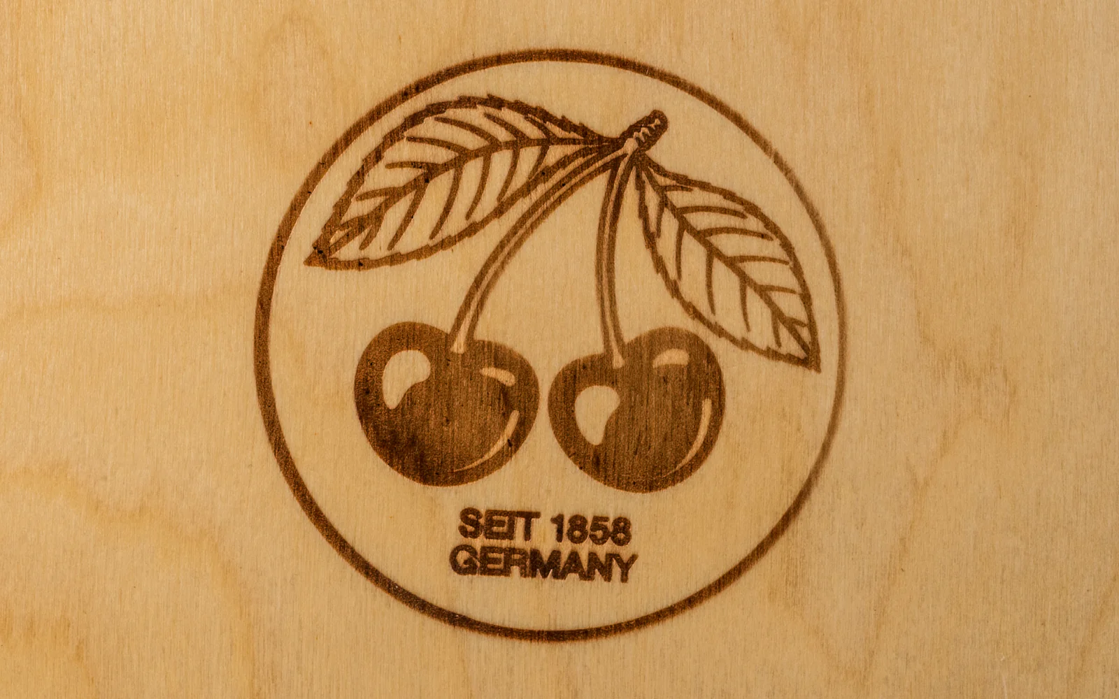 Two Cherries Woodcarver's Screw - Image 3