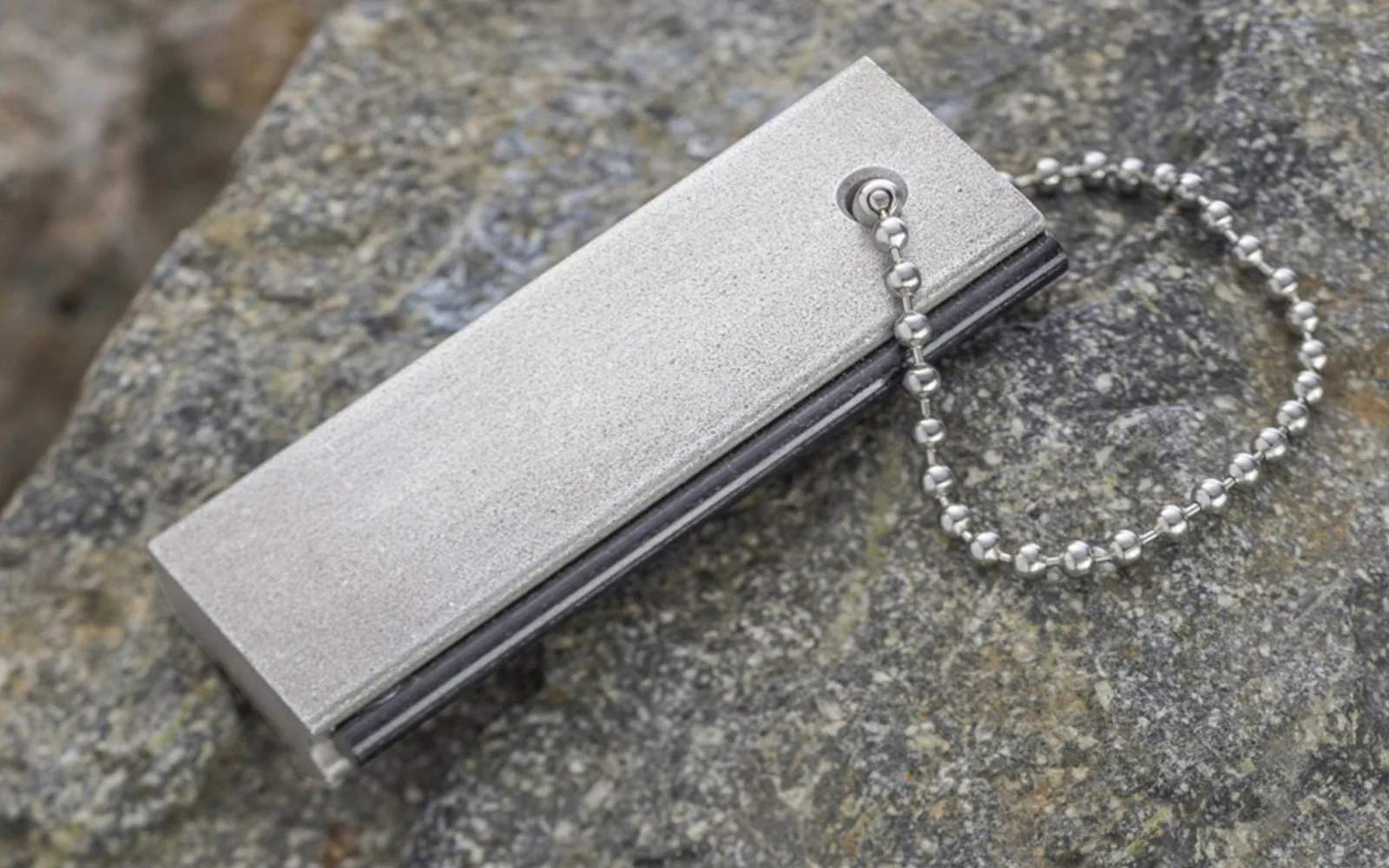 Ultimate Magnesium Fire Starter with Striker - Image 4